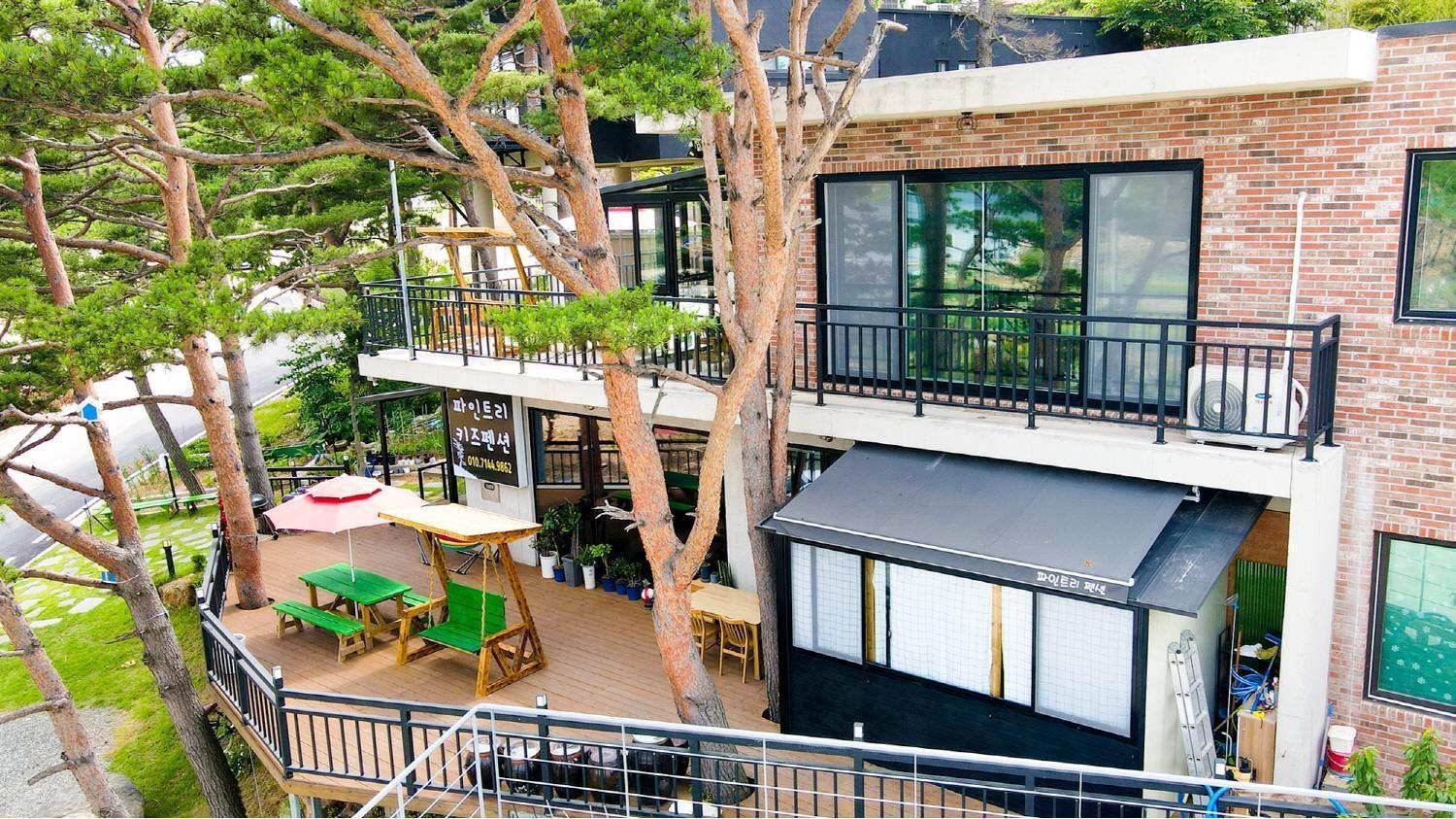 Goseong Pinetree Pension Exterior photo